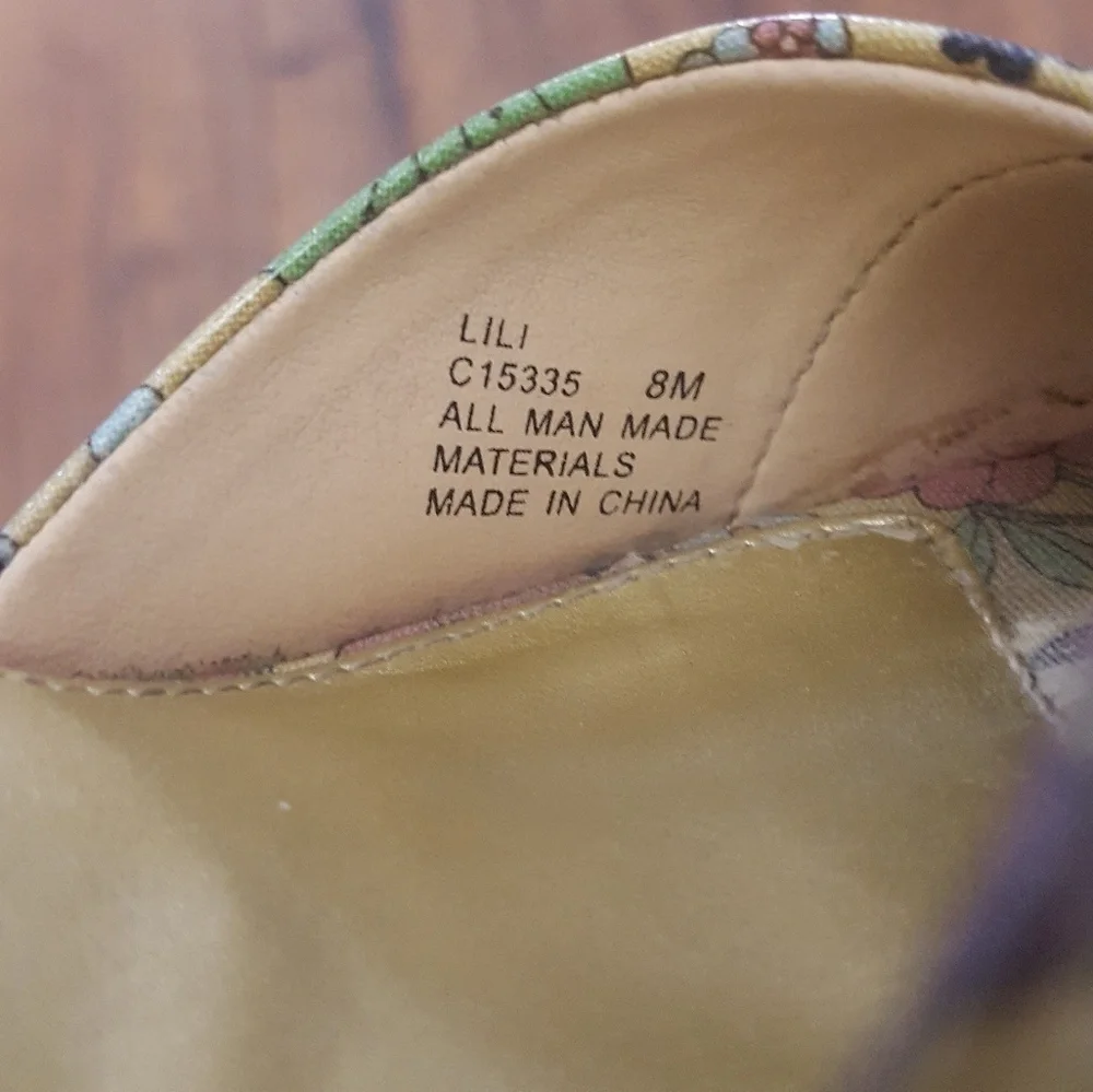 MIA - 90's Lili Floral‎ Peep Toe Wedges